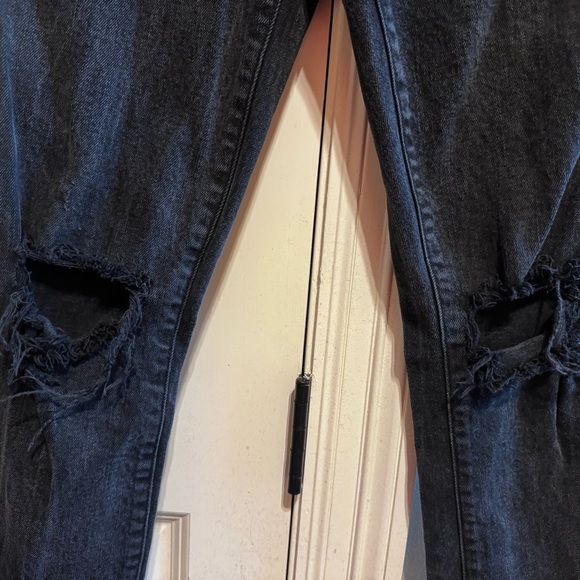 Pacsun Women’s Skinny Black Distressed Jeans Sz Waist 29 Length 30 - Picture 3 of 12